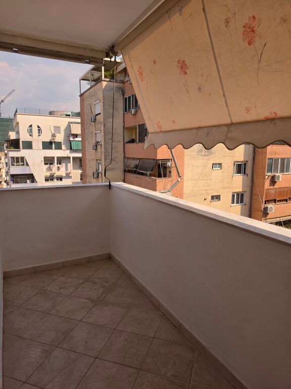🏡 Apartament 1+1 me qera  📍Komuna e Parisit, Rruga Medar Shtylla 💰 Çmimi: 70.000 Lekë/Muaj (i diskutueshëm)