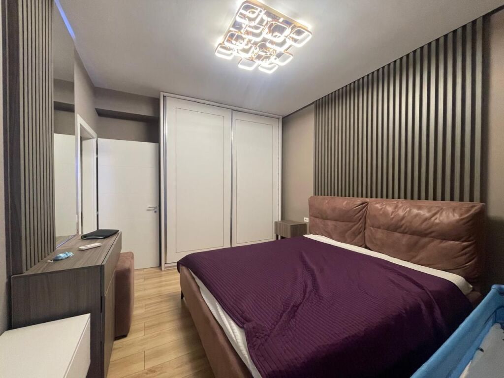 Apartament me qera 2+1 tek Golden Park perballe Spitalit Amerikan 3