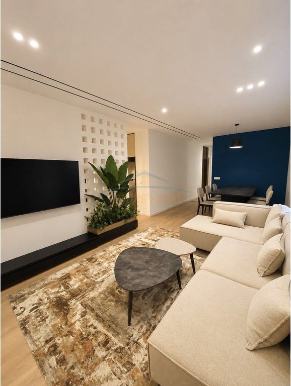 Qira, Apartament 3+1+2, Liqeni i Thatë, Tiranë