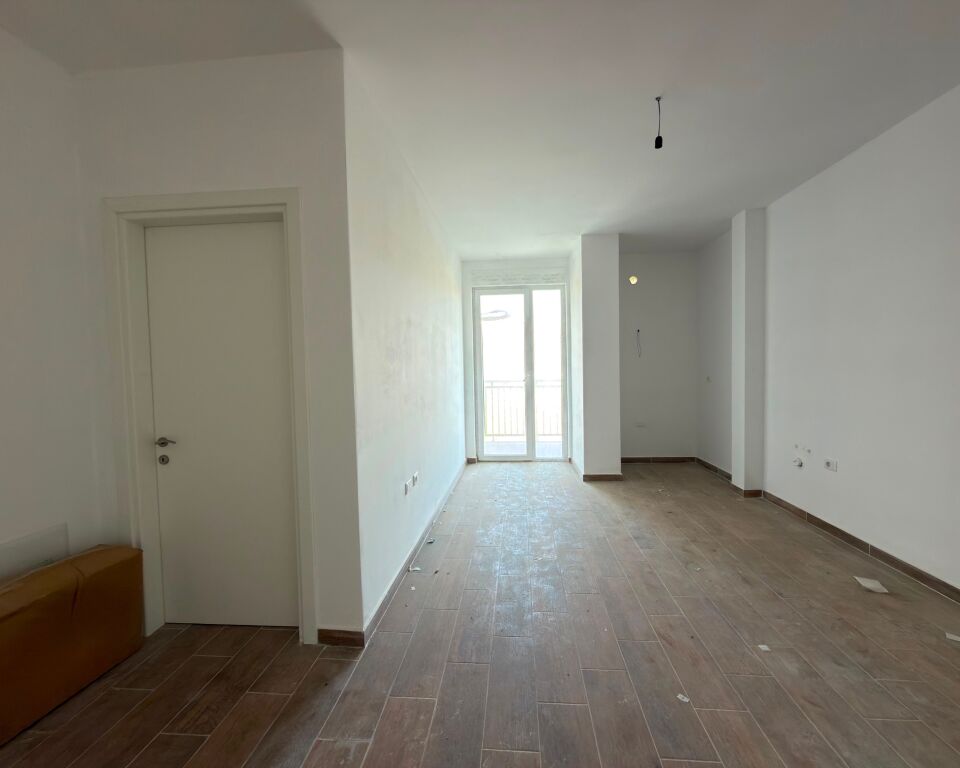 Opportunity 💥1+1/Sale 📍Shengjin,Kune📌70 000€