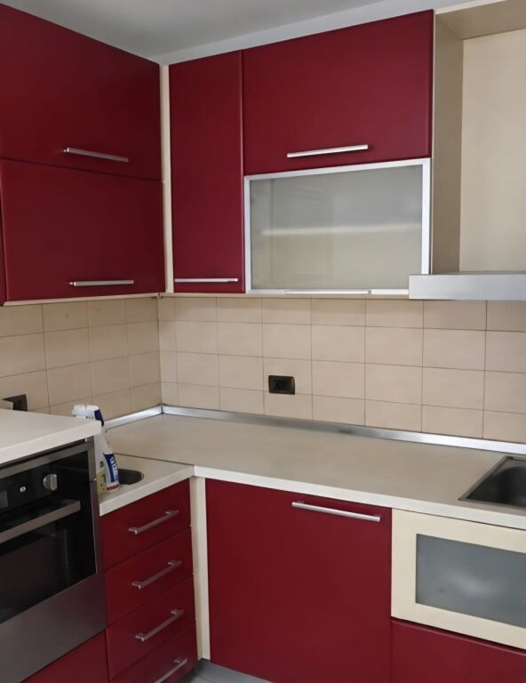APARTAMENT PER SHITJE 1+1 RRUGA BABE REXHA