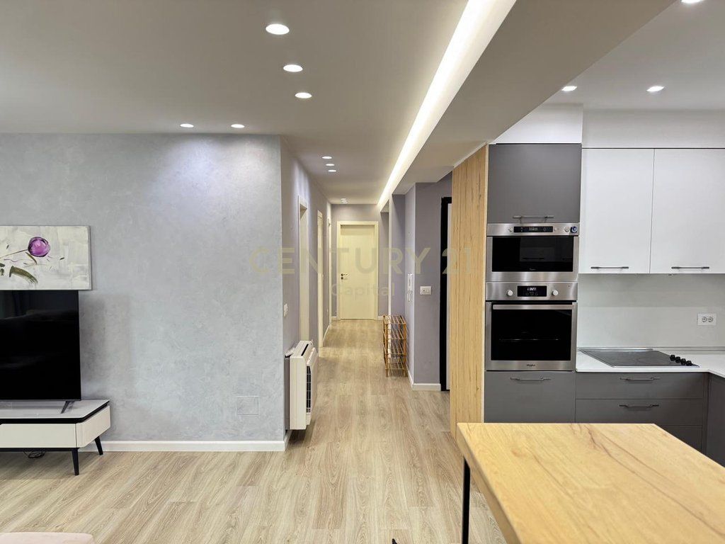 Jepet Me Qera Apartament 3+1+2+Post Parkimi, Sunrise Residence, TEG