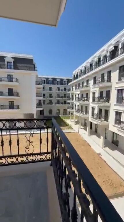 Shitet apartament 2+1