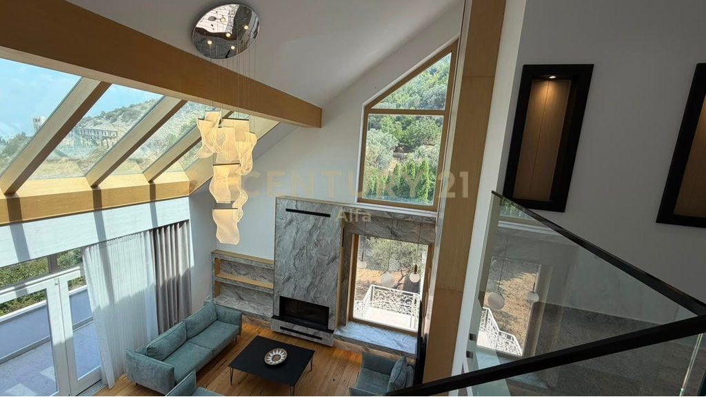 PREMIUM VILLA FOR RENT IN PETRELė – PANORAMIC VIEWS &amp; PRIVACY