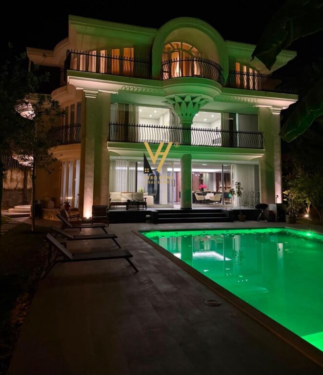 VILLA SU TRE PIANI IN AFFITTO AL LAGO ASCIUTTO 12.000 EURO