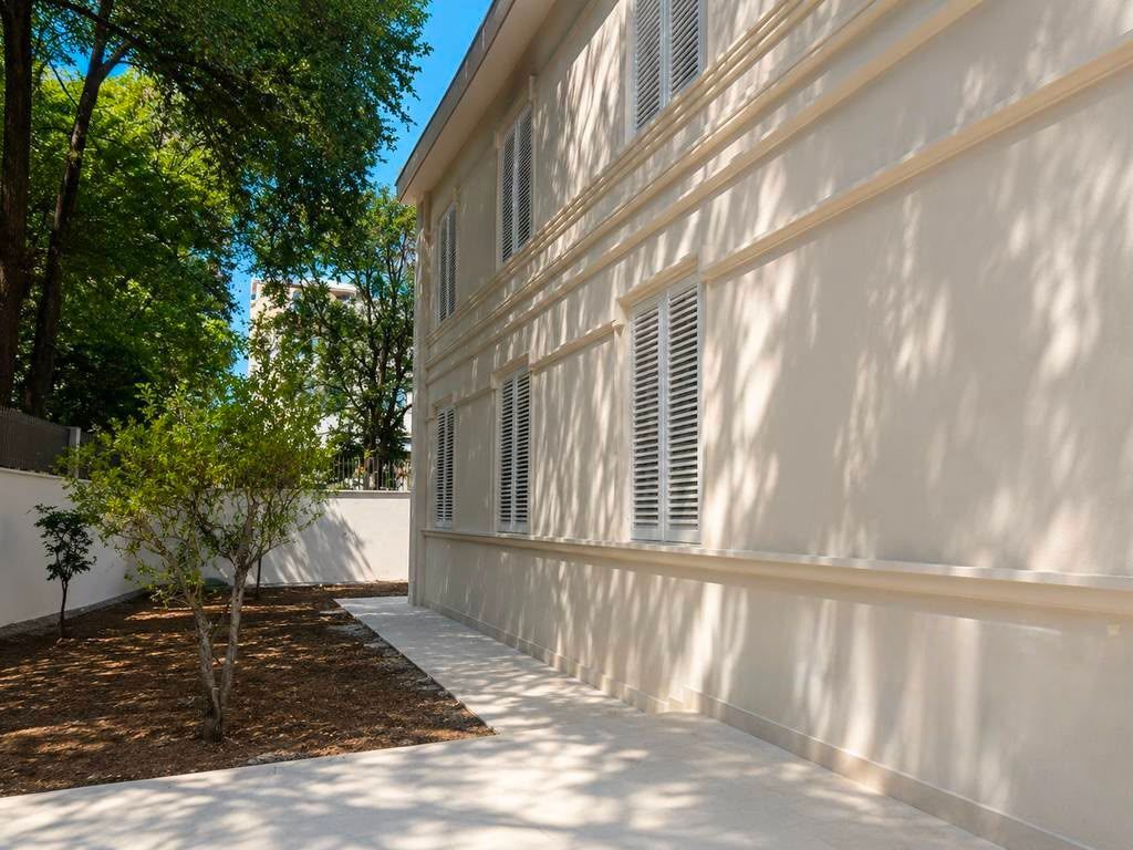 🏢 EDIFICIO IN AFFITTO – VIA ELBASANI