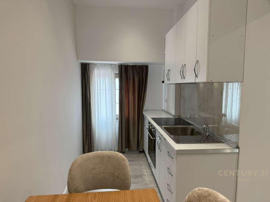 JEPET ME QIRA APARTAMENT 1+1 NE LAPRAKE, PAS SPITALIT USHTARAK❗️ 430 € /Muaj 40,000 Lekë /Muaj
