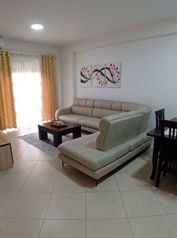 Apartament 2+1 me qira – Golden Park, Përballë Amerikan 3 !