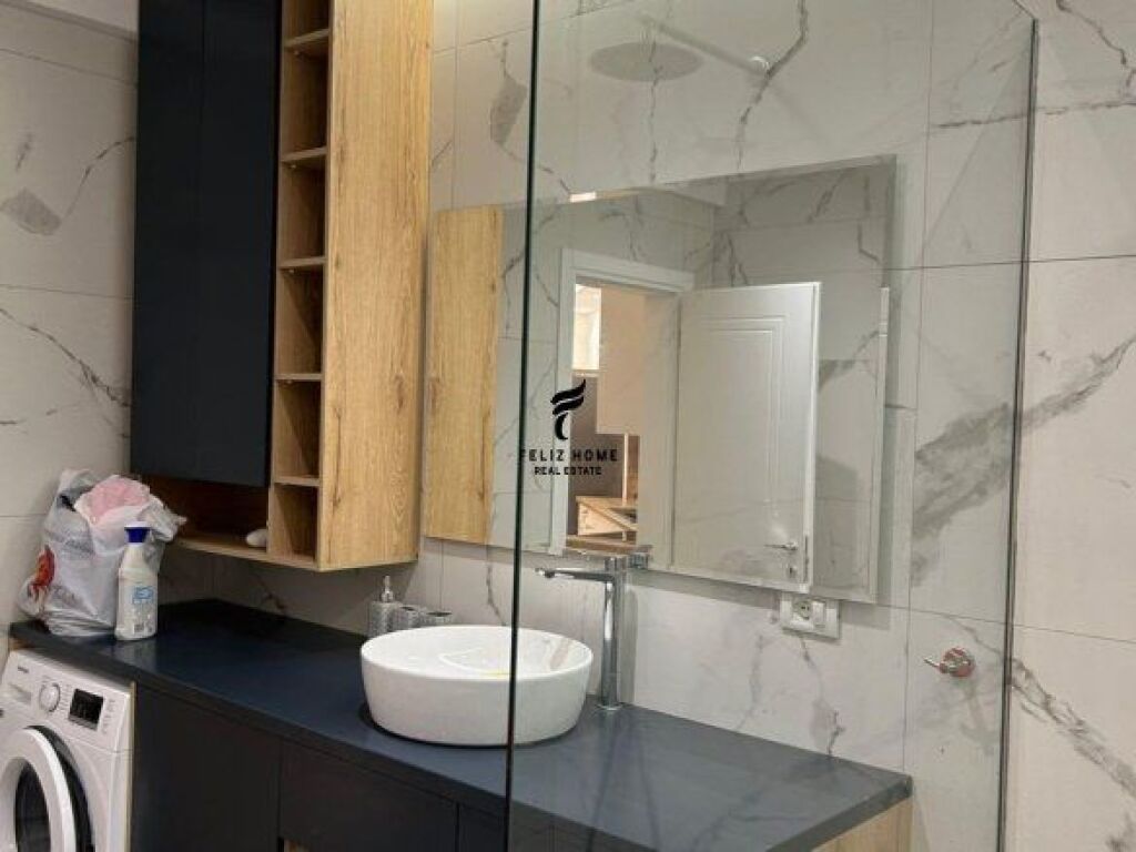 APARTAMENT ME QERA 1+1 RRUGA E ELBASANIT 65.000 LEKE FH-87993