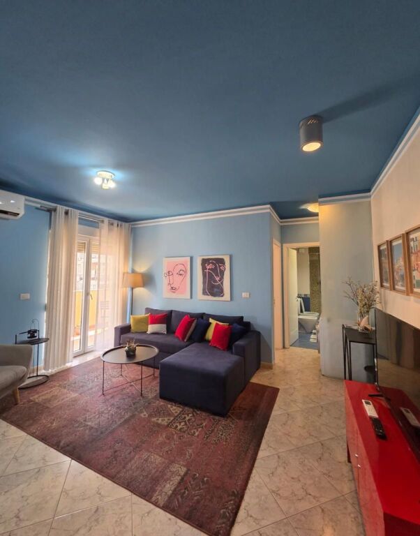 Apartament 2+1 me qira "Rr.Elbasanit"