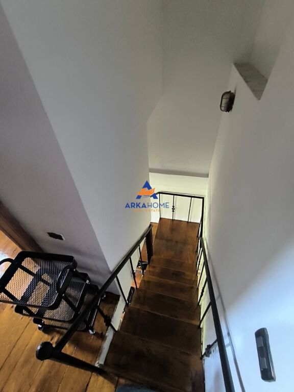 JEPET ME QERA APARTAMENT , DUPLEX "PALLATET AGIMI, HYRJE E BLLOKU " 1500 EURO
