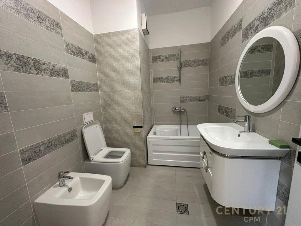 Space For Rent At Kika 2 Commune Of Paris