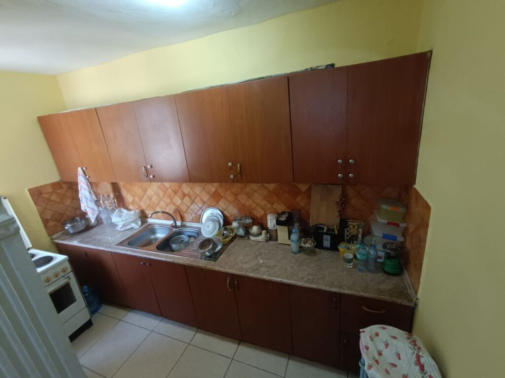 Apartament 2+1 për shitje në rrugën Vace Zela, Tiranë ID5340