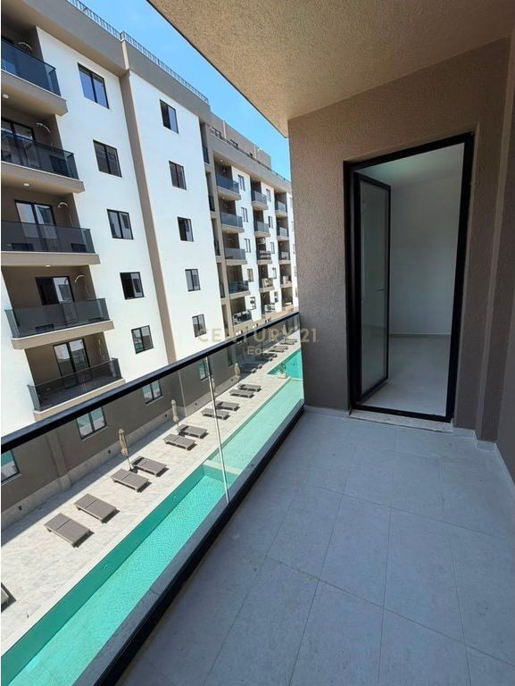 13 APARTAMENTE 1+1 ME QIRA NE NJE REZIDENCE ME PISHINE,PER INVESTIM NE MALIN E ROBIT !!