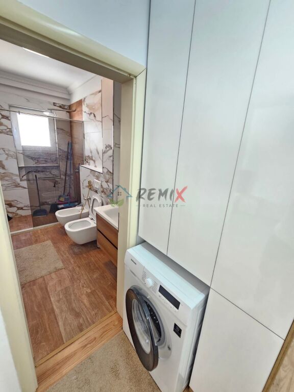 🏡 APARTAMENT PËR SHITJE – 2+1 ME PAMJE DETI, RROTA E KUQE, PLAZH – DURRËS 🌊