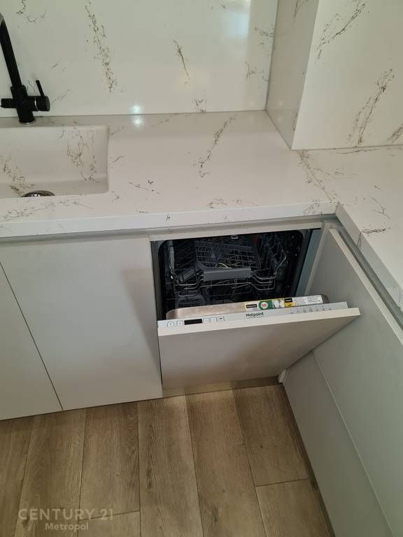 APARTMENT FOR RENT 3+1+2 WITH VERANDA!