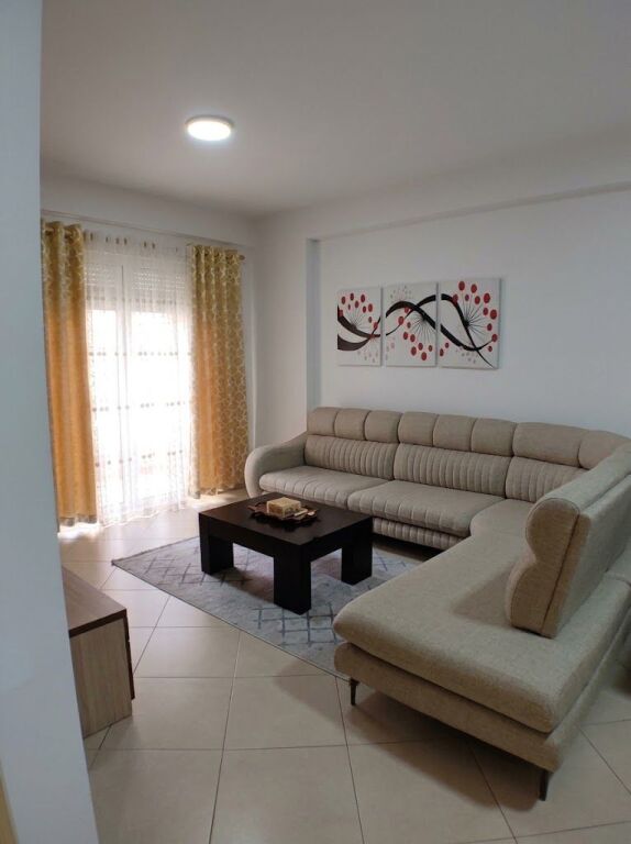 Apartament 2+1 me qira – Golden Park, Përballë Amerikan 3 !