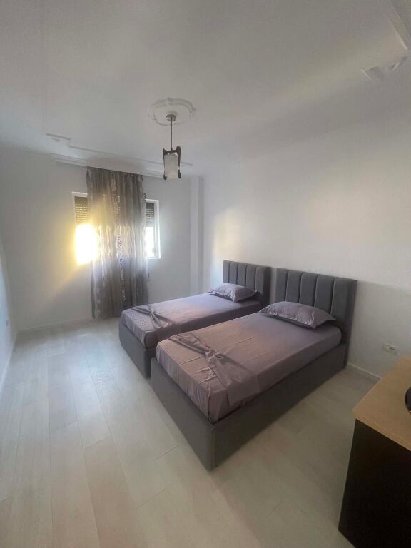 jepet me qera apartament 2+1