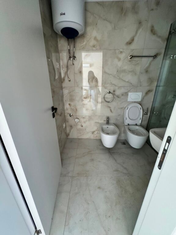 🏡 Apartament 1+1 për Shitje – Golem, Durrës