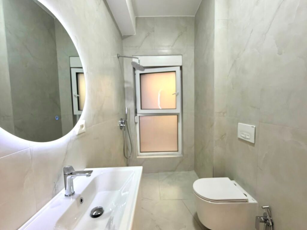 ME QERA: 1+1 📍Ali Demi - Rezidenca Kadiu || 50,000 Leke/Muaj - K.3 - Sp.70m² - I Pabanuar me Pare 100% Akull i ri🔥