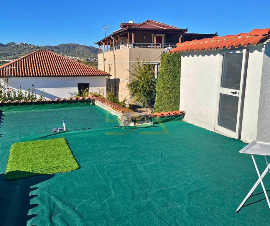 Vilë për Shitje – Sauk, Rruga Kryesore, Tiranë