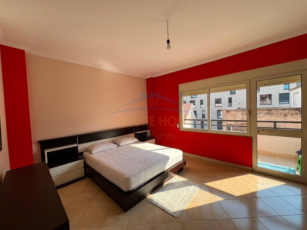 Disponiamo di un appartamento 2+1 in affitto in via Eduard Mano, Lago Secco.