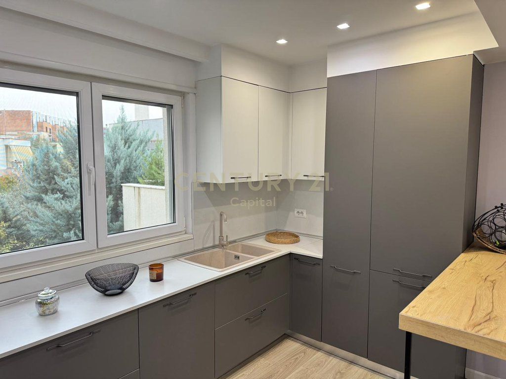 Jepet Me Qera Apartament 3+1+2+Post Parkimi, Sunrise Residence, TEG