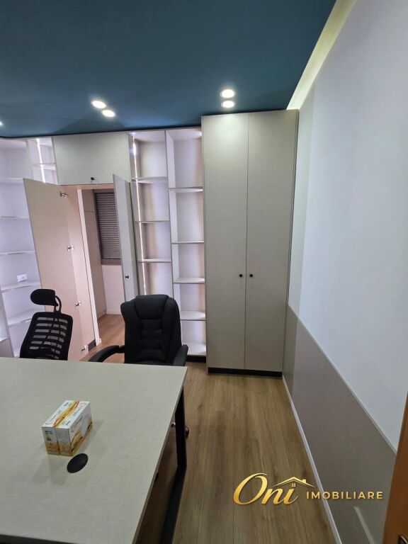 OFFICE FOR RENT, KAVAJES STREET