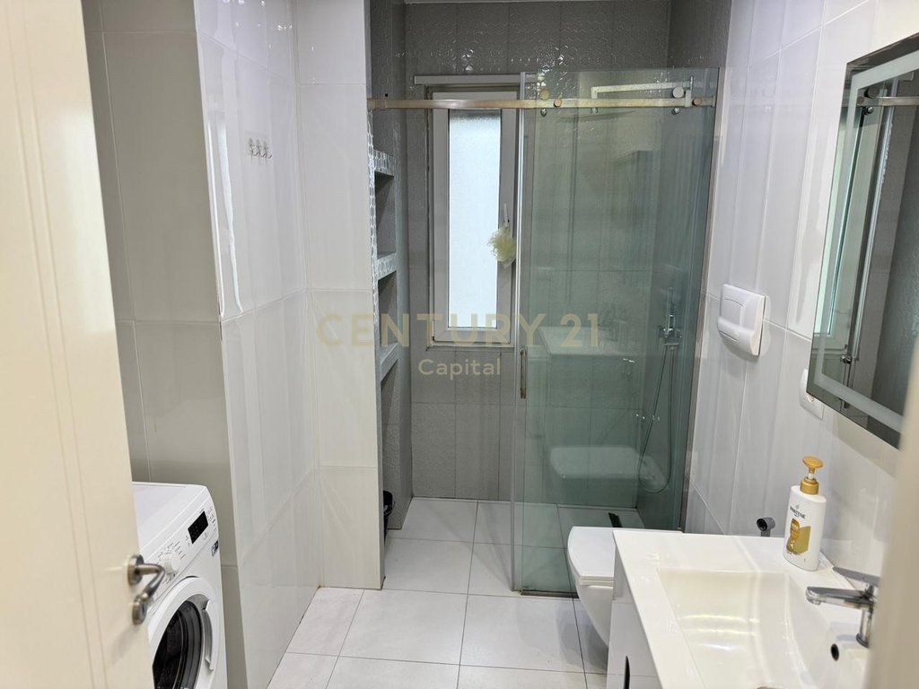 Jepet Me Qera Apartament 3+1+2+Post Parkimi, Sunrise Residence, TEG