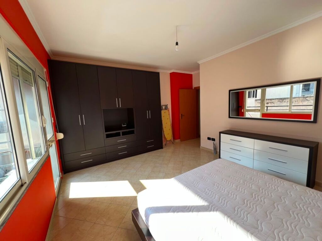 Qera, Apartament 2+1, Liqeni i Thate, Tirane. Empire72858