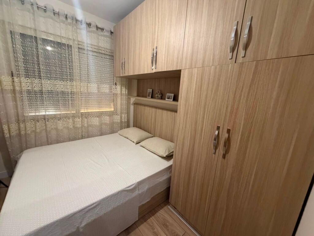 Jepet me qira 2+1 Astir 550 mije leke i diskutushem