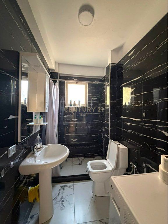 Apartament 2+1 Për Shitje në Mali i Robit, Durrës 200 Metra Nga Deti !