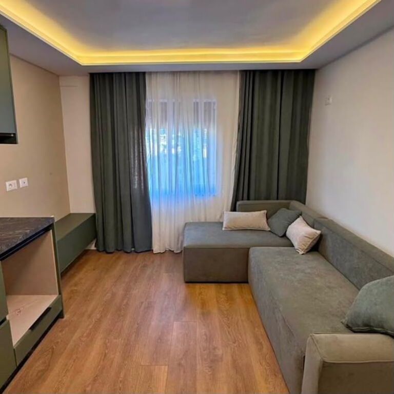 VENDESI 3 APPARTAMENTI 1+1 – VIA NAIM FRASHËRI, VICINO MOZAIK