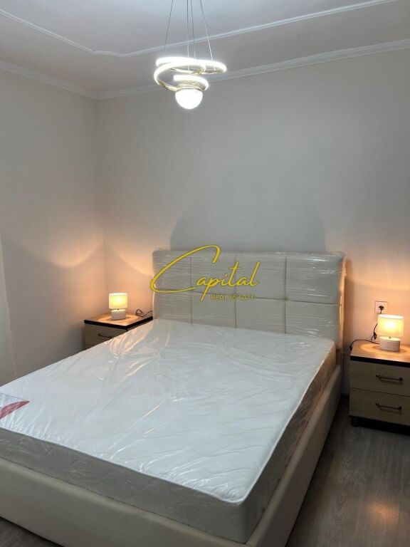 APARTAMENT ME QIRA 1+1 XHAMLLIKU 450 EURO