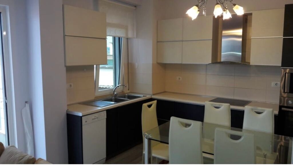 2+1, rr peti dry lake, 700 thousand leke, with extra parking