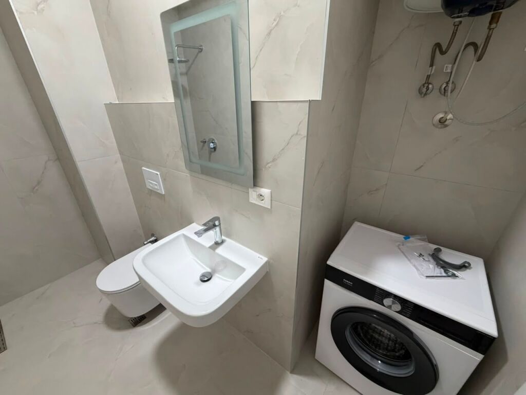 🏡 Apartment 1+1 for rent 📍 Kadiu Residence, Ali Demi💰 Price: 40,000 lek/month