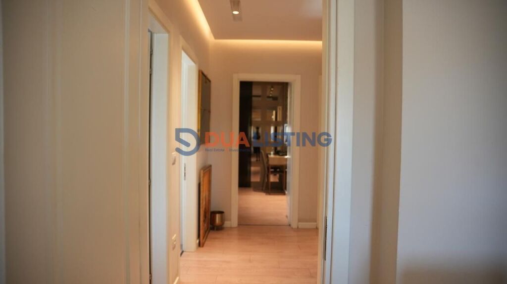 We sell a 3+1+2 apartment near Elbasan street, Mihal Grameno school!