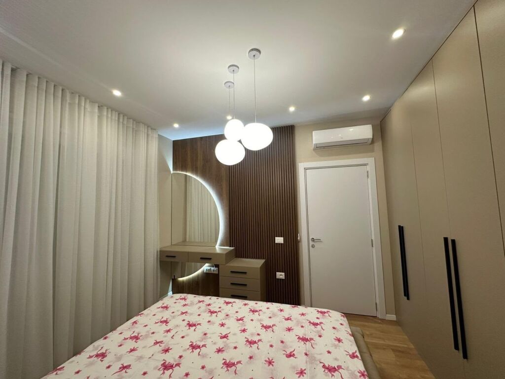 Appartamento di lusso in affitto Pazari i ri/ luxury appartment for rent  930€