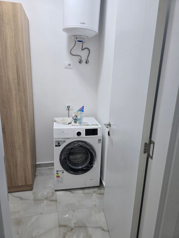 JEPET ME QERA APARTAMENT NË TIRAN