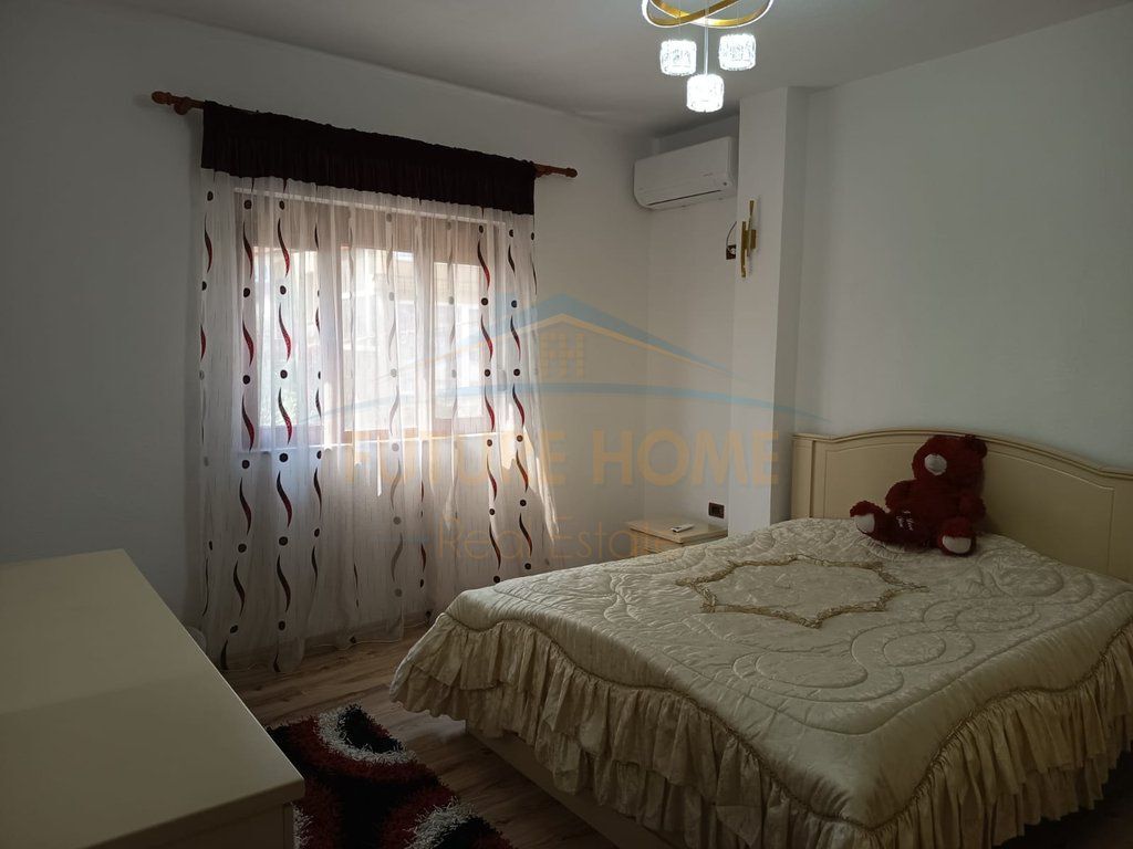Rent, 2-storey Villa, near the "Rreze Drite" School Sauk