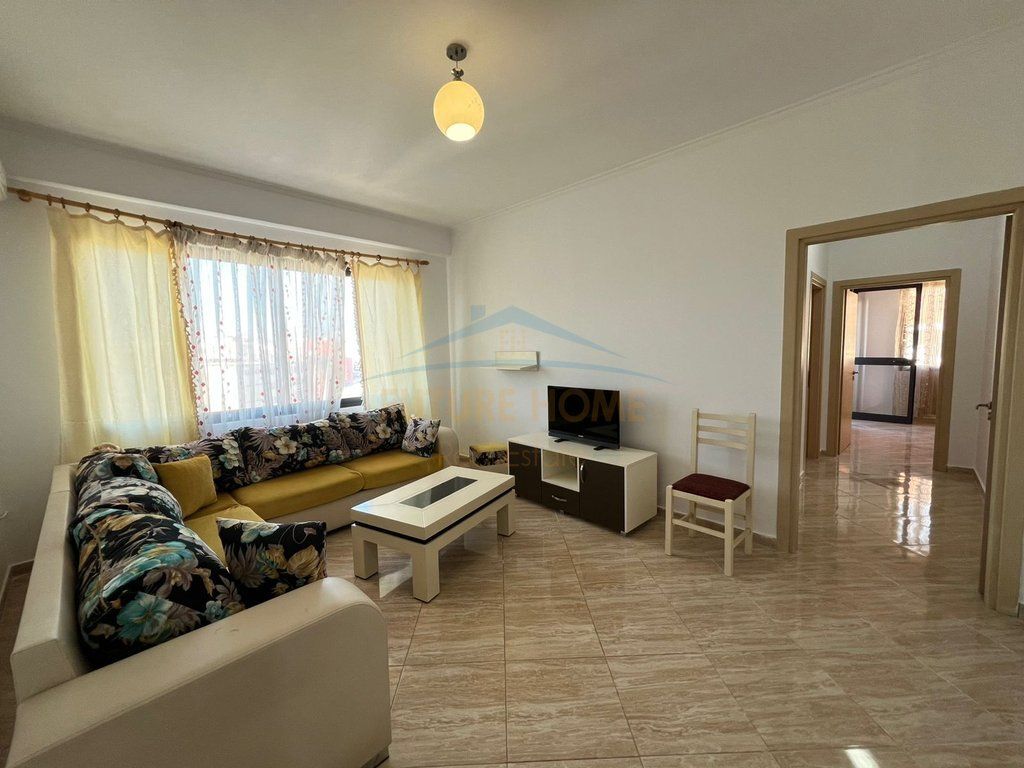 Rent, Apartment 2+1+2, Unaza E Re