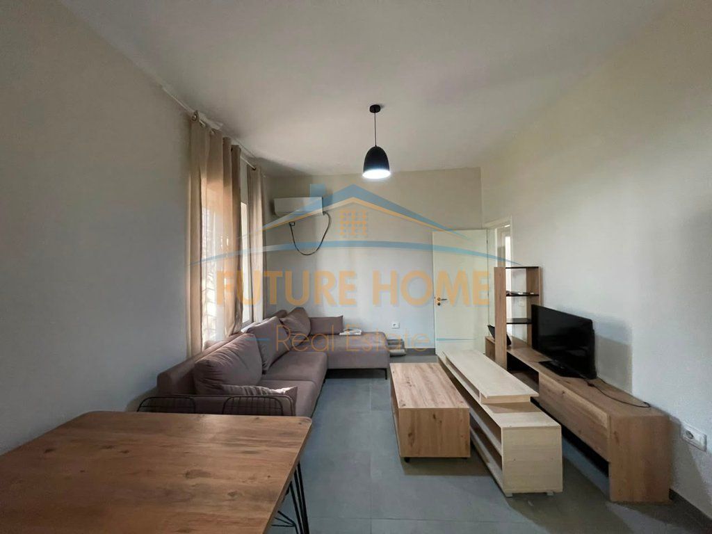 In vendita, Appartamento 2+1, Scuola Unita, Tirana