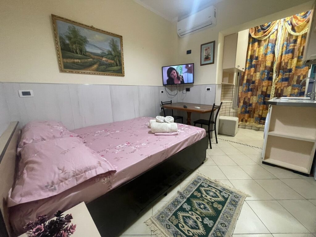 GARSONIERE ME QIRA 📍 RRUGA GJON MILI | KATI I 2-TË | 360 €/MUAJ 🏡
