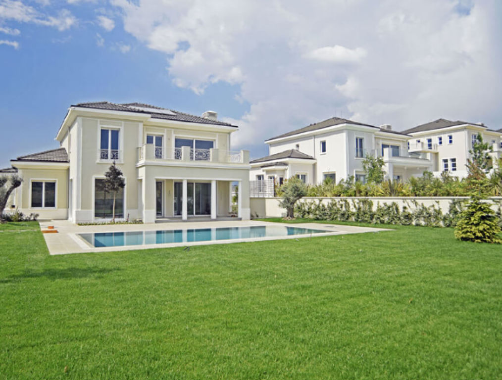 🏡 VILLA IN VENDITA CON PISCINA | ROLLING HILLS 2