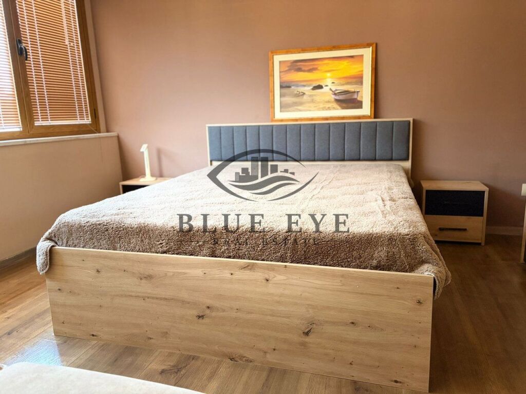 PENTHOUSE PREMIUM ME QIRA – VOLLGA, DURRËS