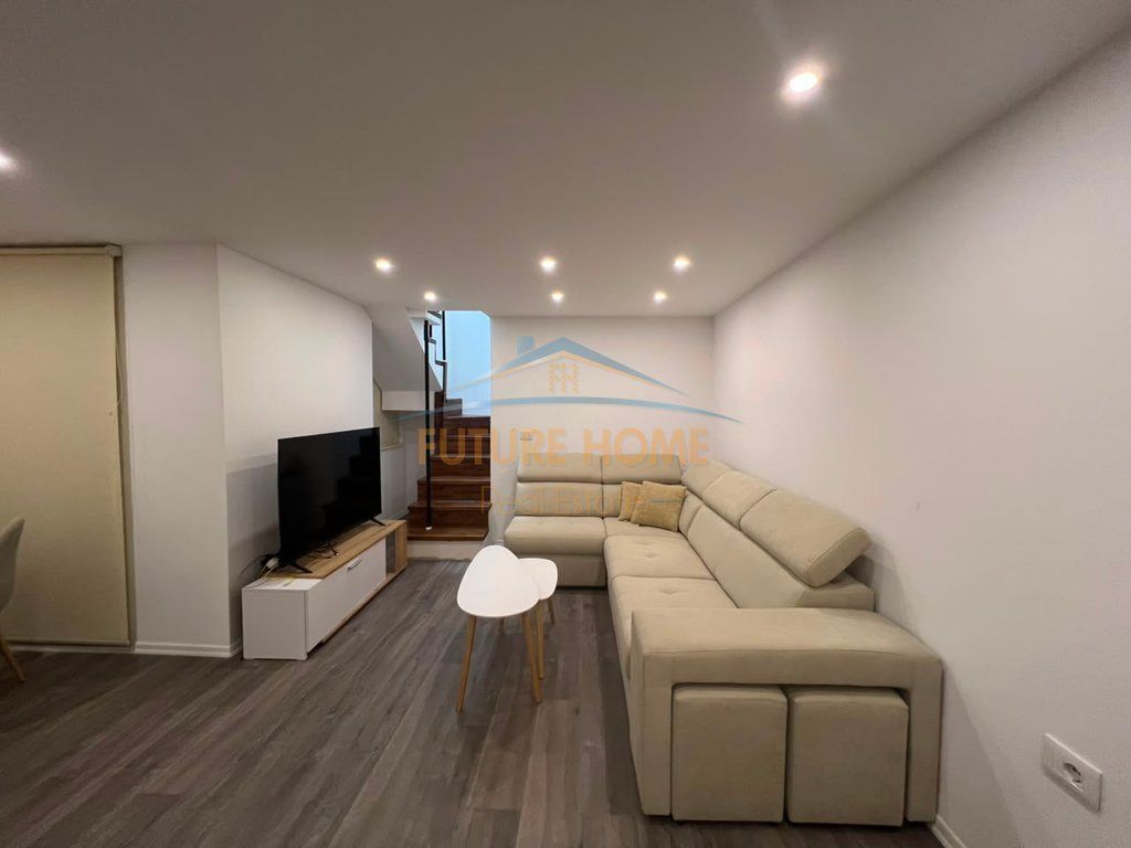 Vendesi Duplex 2+1+2, Complesso Golden Park 3
