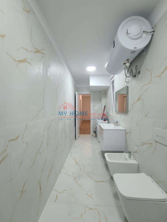 Apartament 2+1 me qera Qender ne Tirane