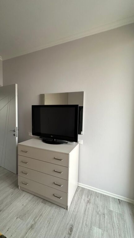 Apartment 1+1 for Rent – Rruga Riza Cerova*