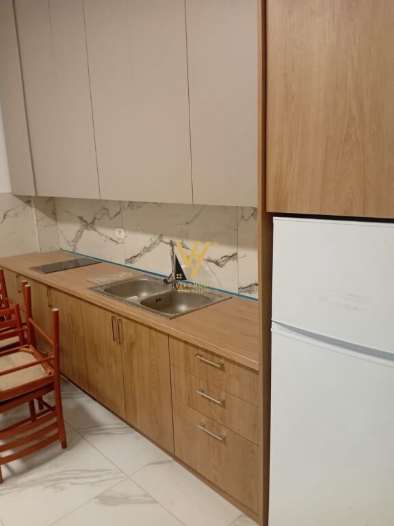 UFFICIO 60 M2 IN AFFITTO VICINO AL LAGO ARTIFICIALE 70.000 LEKE