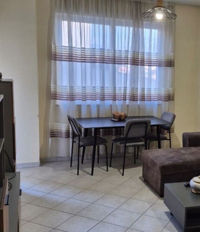Shitet apartament 1+1 ne Astir , prane Artist Lounge .